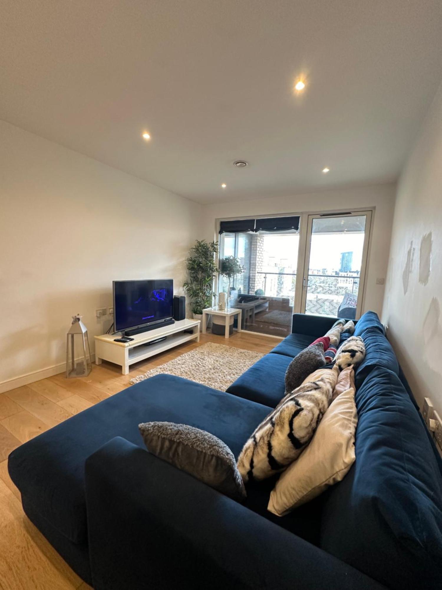 Luxury 3 Bedroom Flat In Stratford, Londres Exterior foto