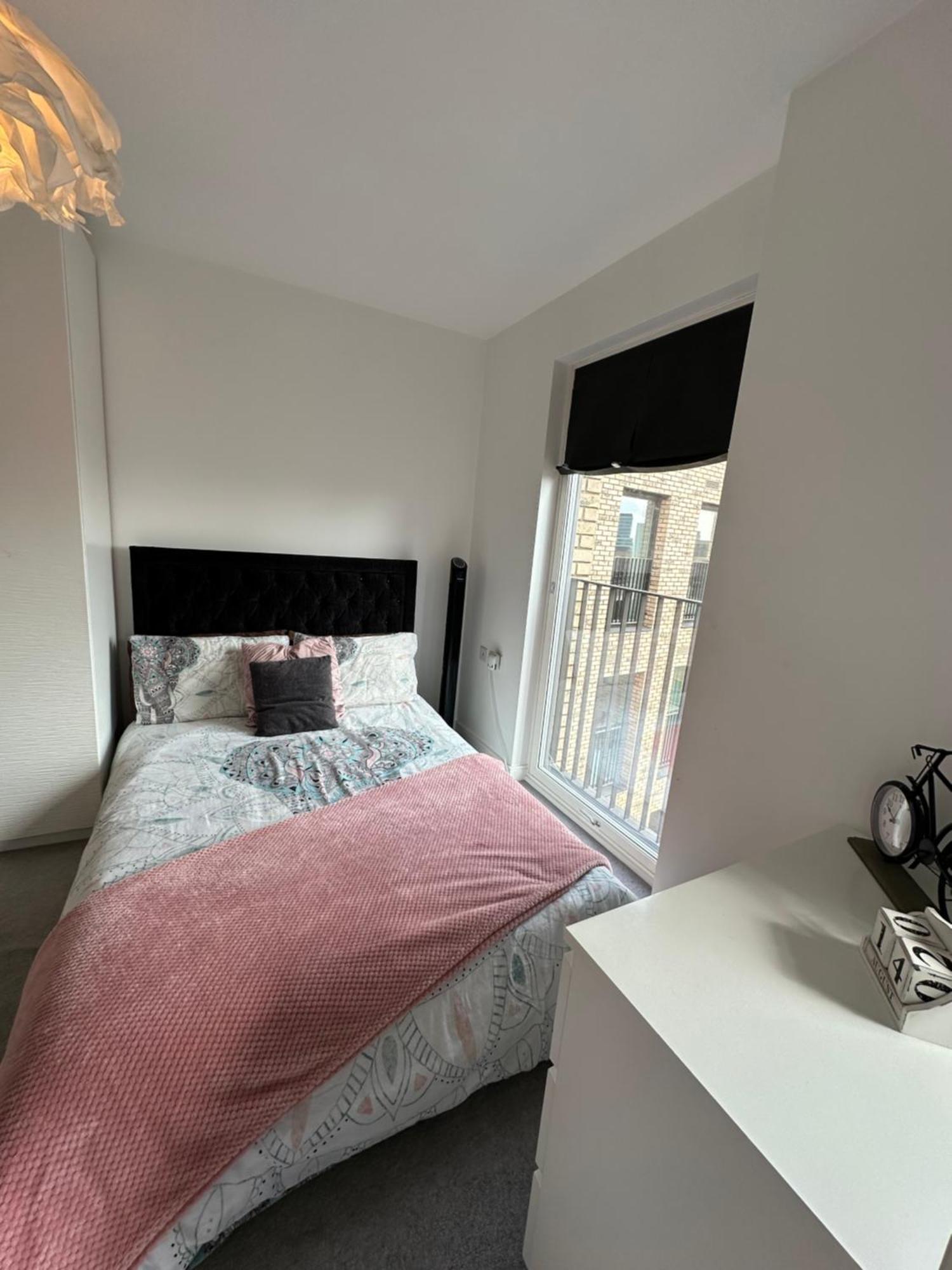 Luxury 3 Bedroom Flat In Stratford, Londres Exterior foto