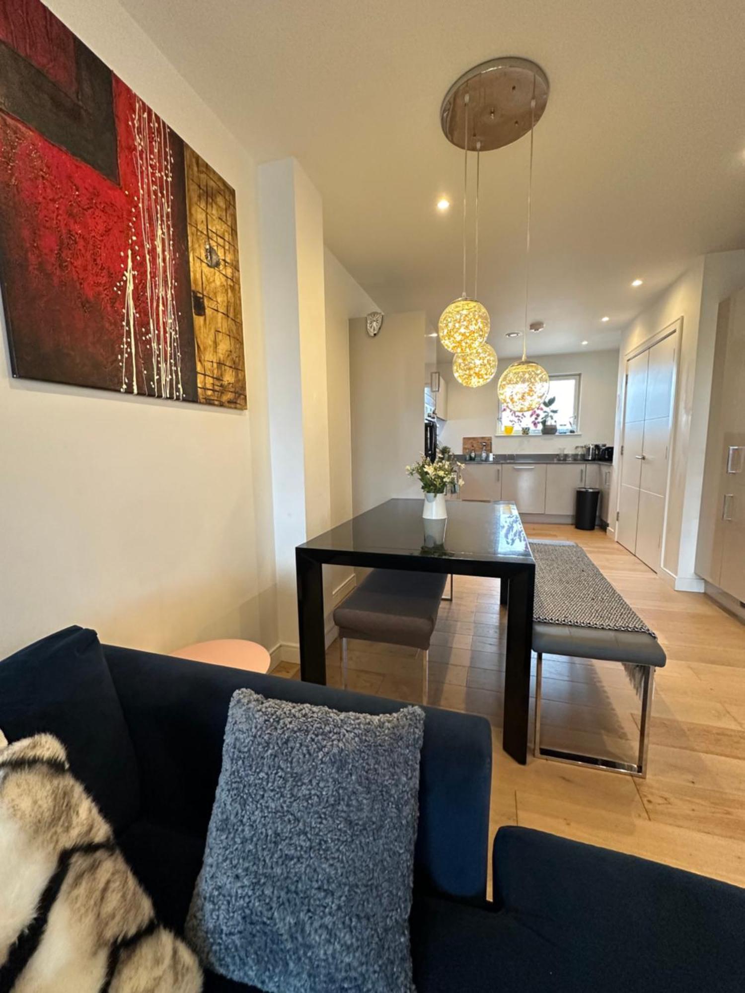 Luxury 3 Bedroom Flat In Stratford, Londres Exterior foto