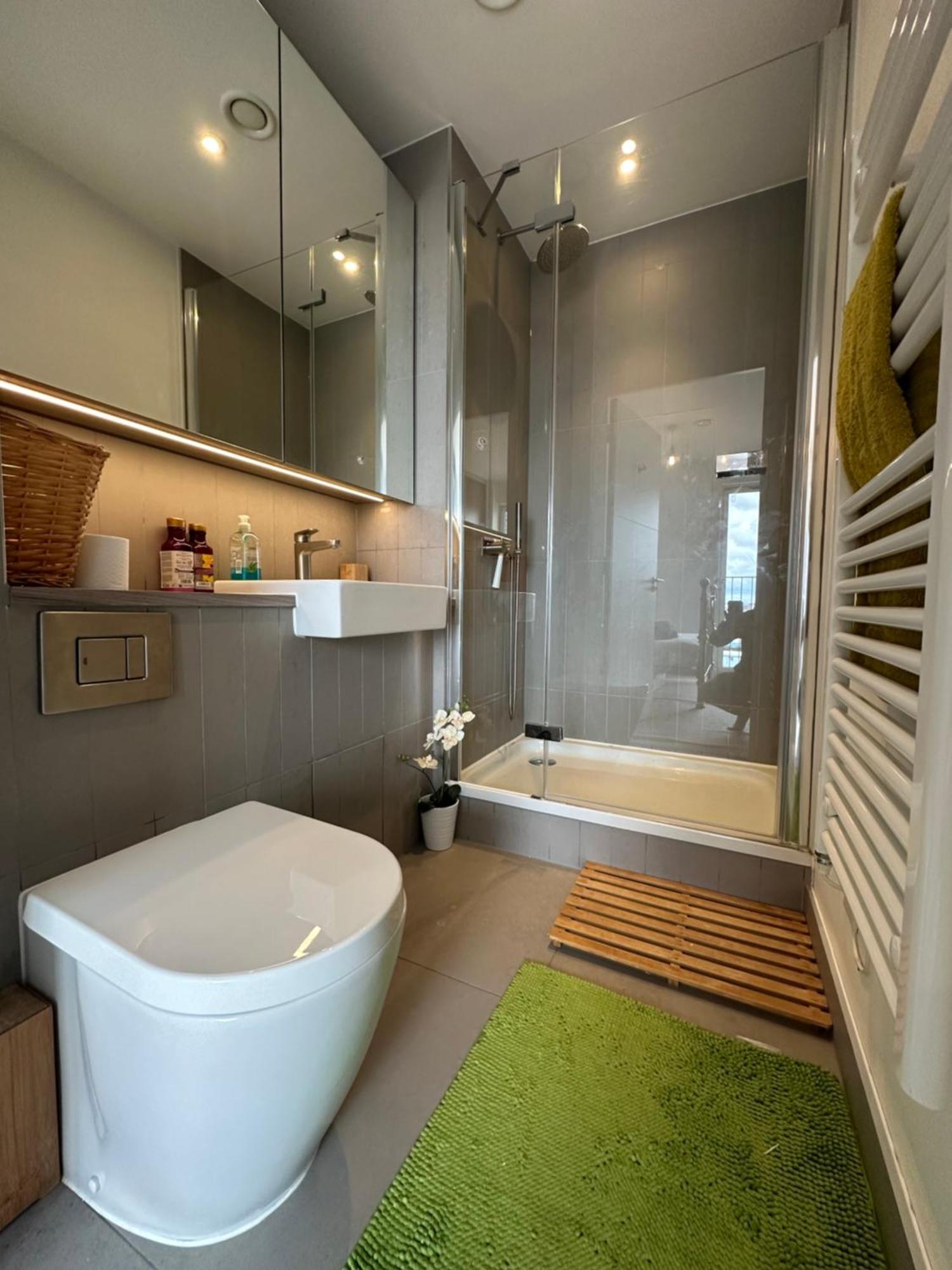 Luxury 3 Bedroom Flat In Stratford, Londres Exterior foto
