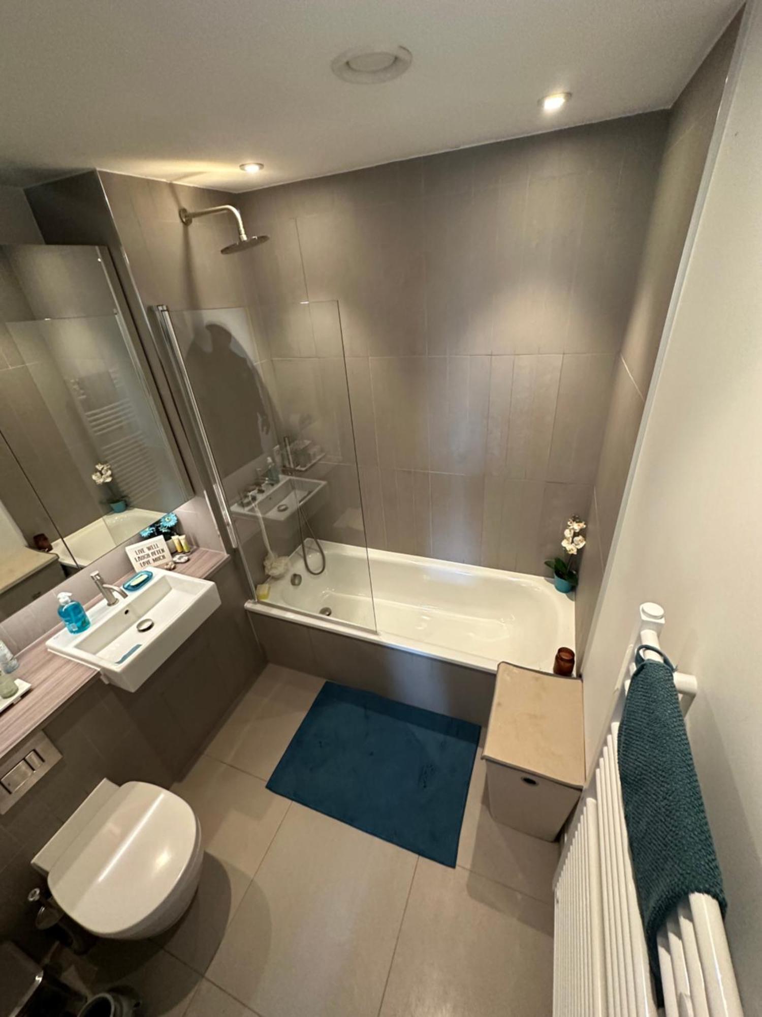 Luxury 3 Bedroom Flat In Stratford, Londres Exterior foto