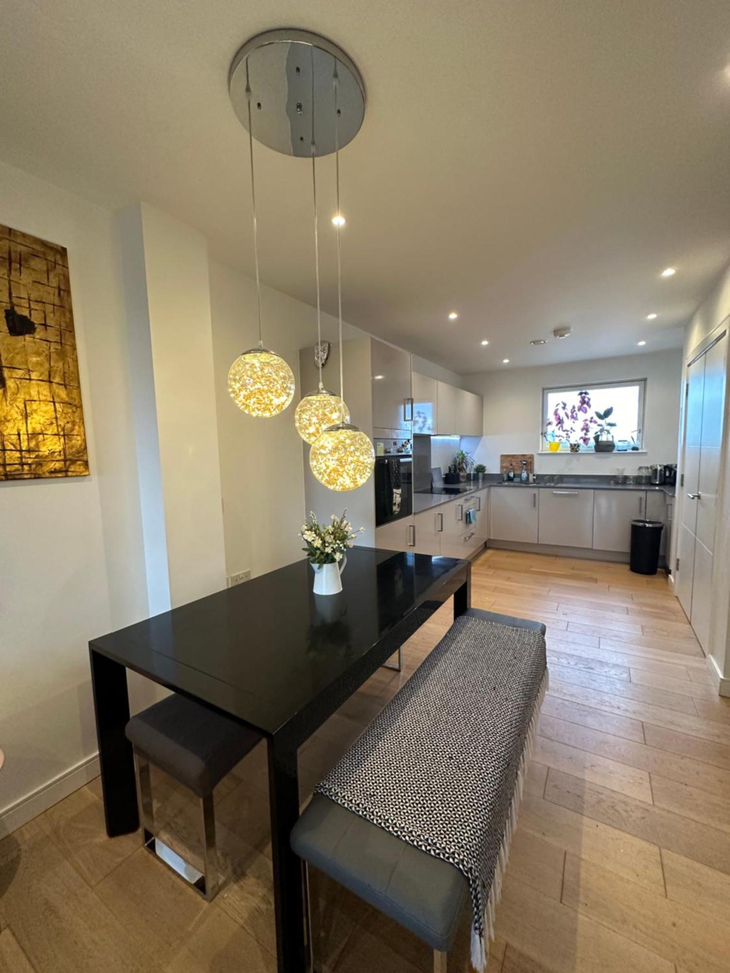 Luxury 3 Bedroom Flat In Stratford, Londres Exterior foto